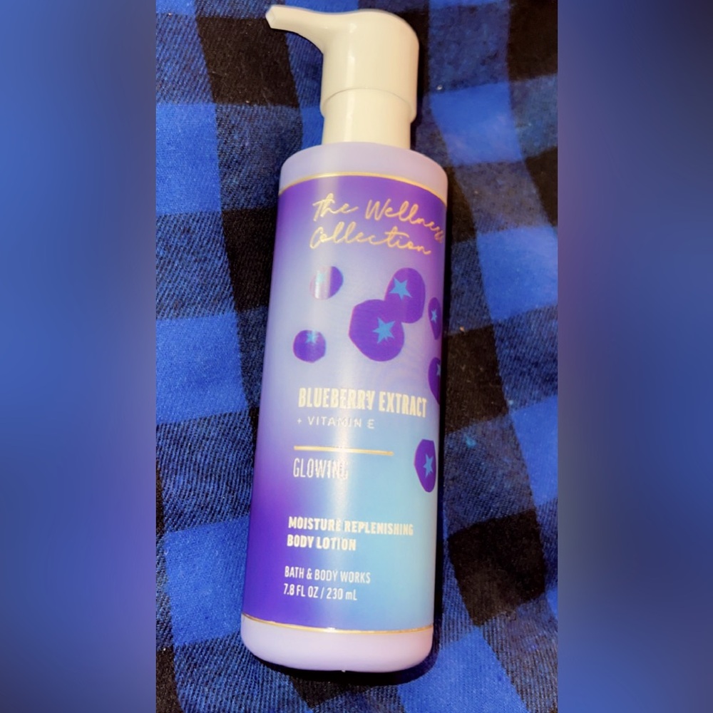 Bath&BodyWorks Blueberry Extract lotion (NEW)